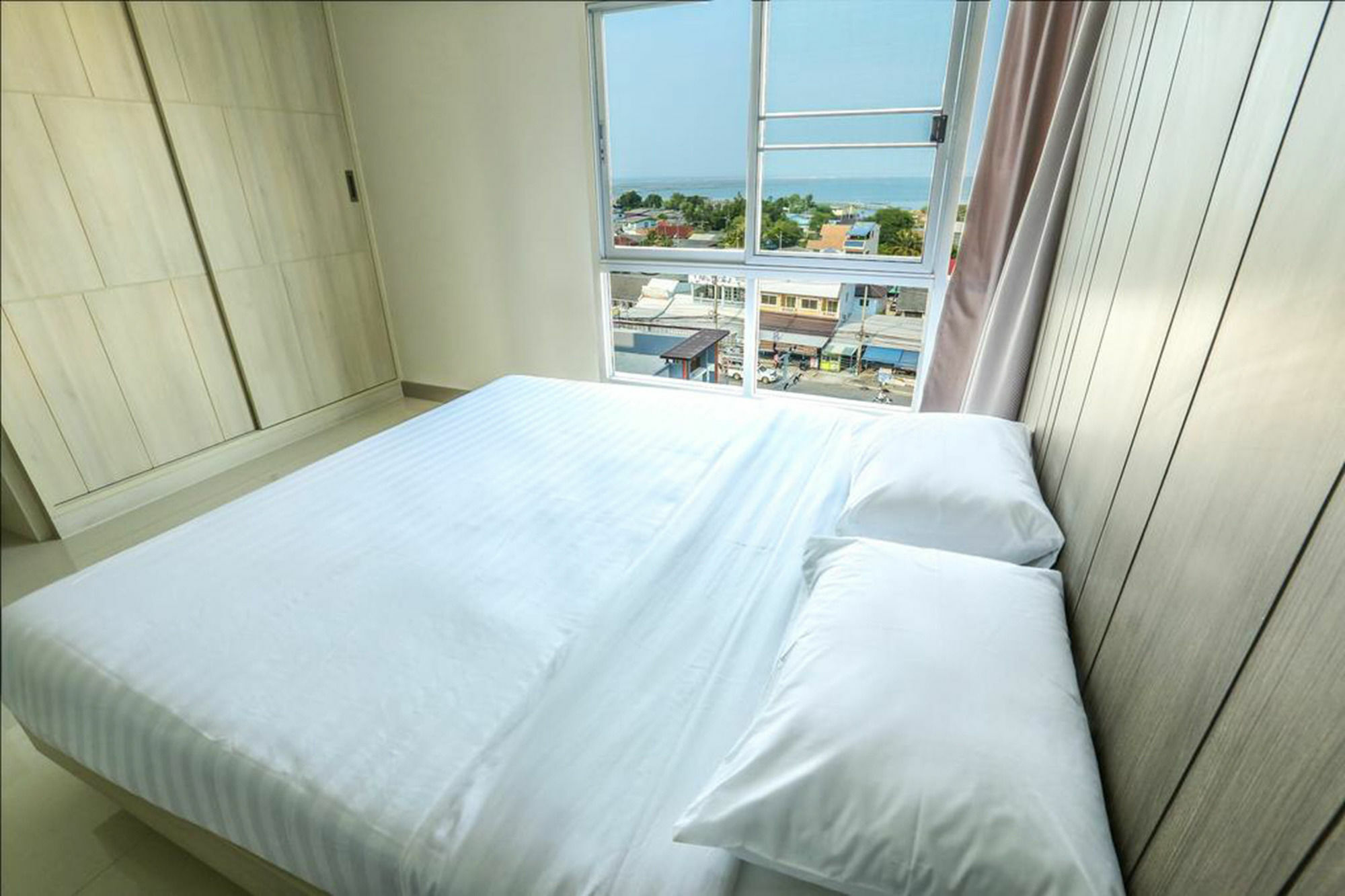 Central Place Serviced Apartment Angsila Chonburi Zewnętrze zdjęcie